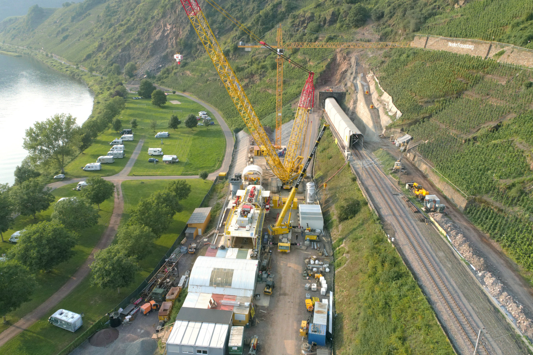 Renovation and widening of the Petersberg Tunnel